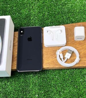 گوشی اپل iphone xs کارکرده